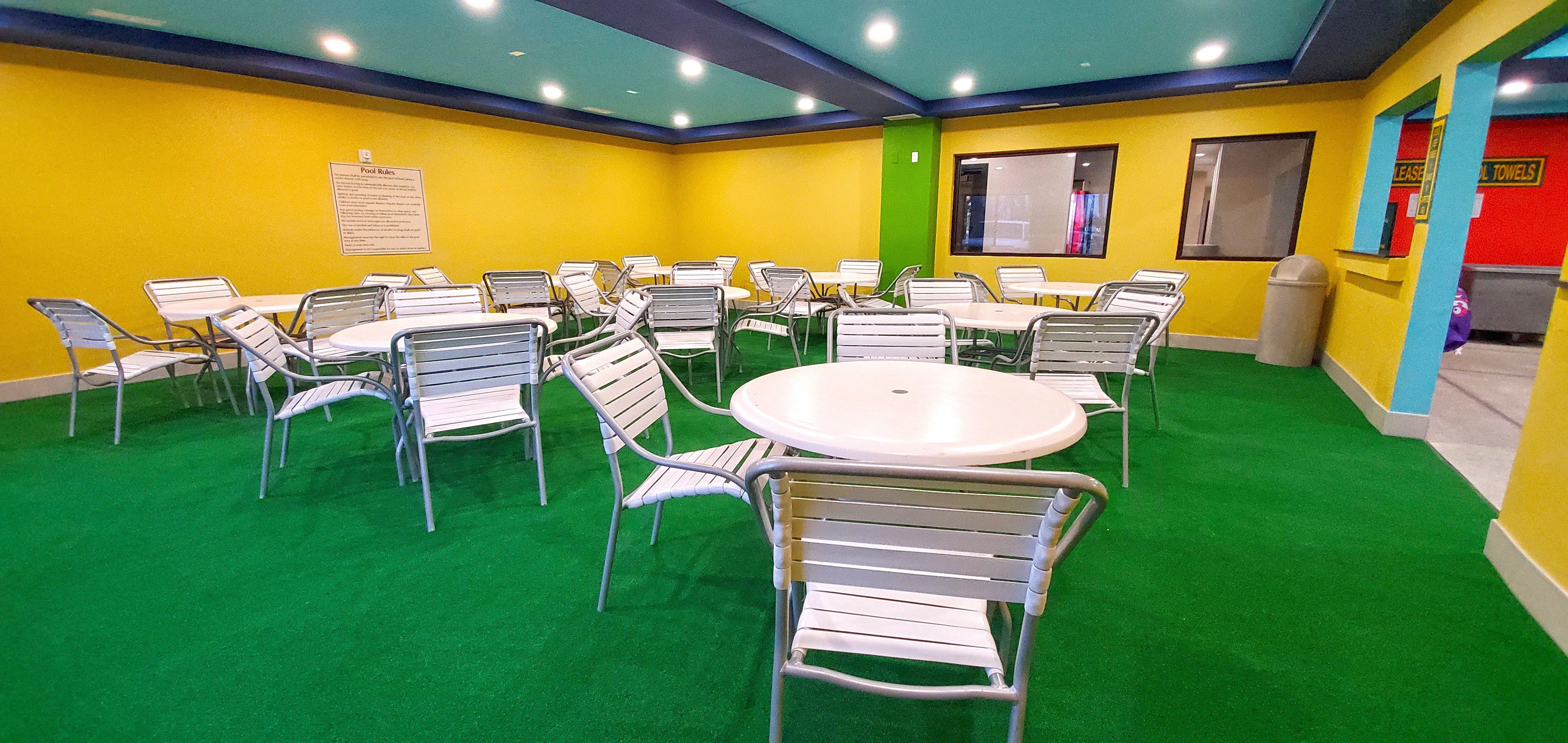 Holiday Inn Kearney By Ihg Екстериор снимка